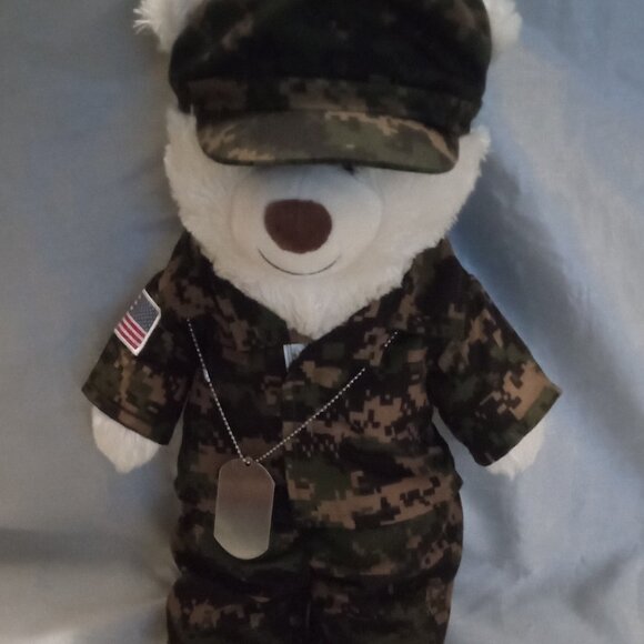 Collectible Build-A-Bear Workshop soldier in full uniform - Picture 1 of 8